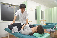 アゲイン接骨院　検査